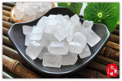 單晶冰糖、小塊冰糖與白冰糖 傳統(tǒng)食糖與現(xiàn)代需求的完美融合