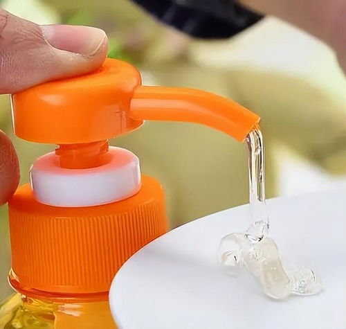 央視曾曝光 國(guó)家嚴(yán)禁的4種家居日用品，有的會(huì)致癌，趕快扔掉